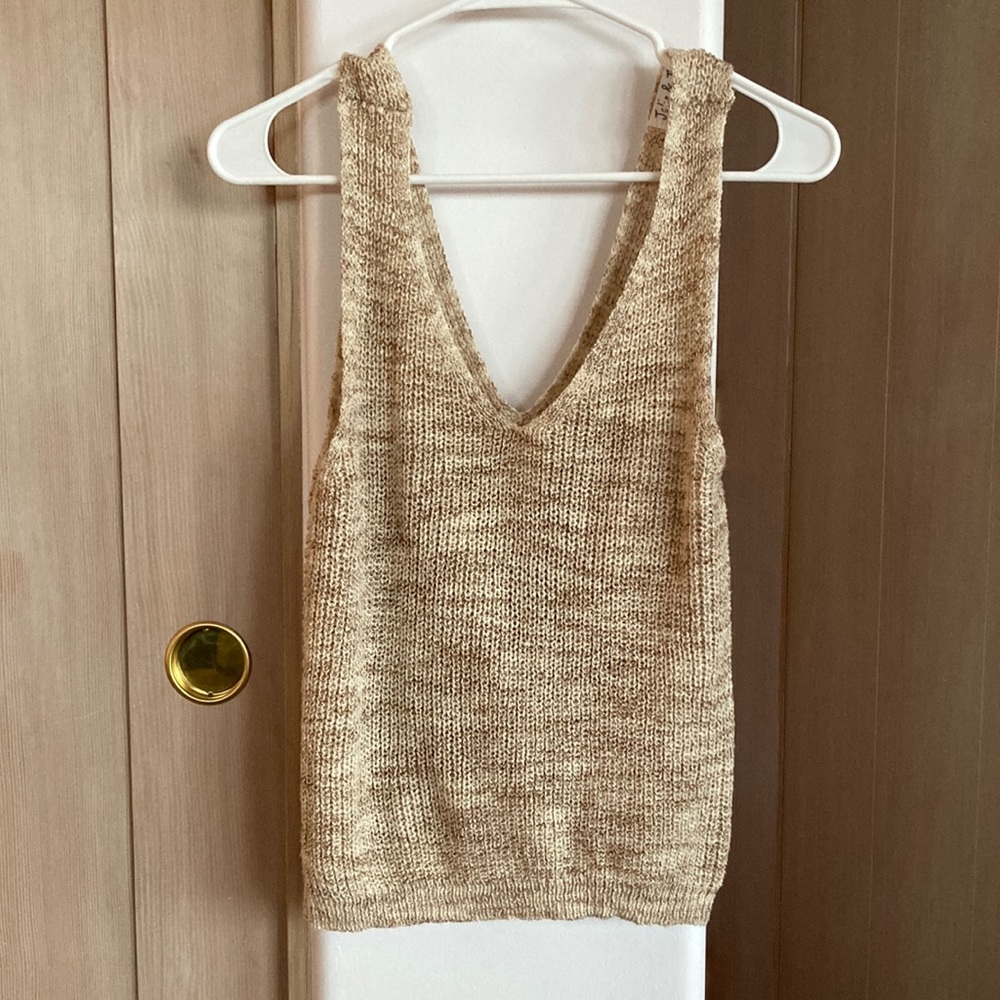Twist Back Sweater Vest